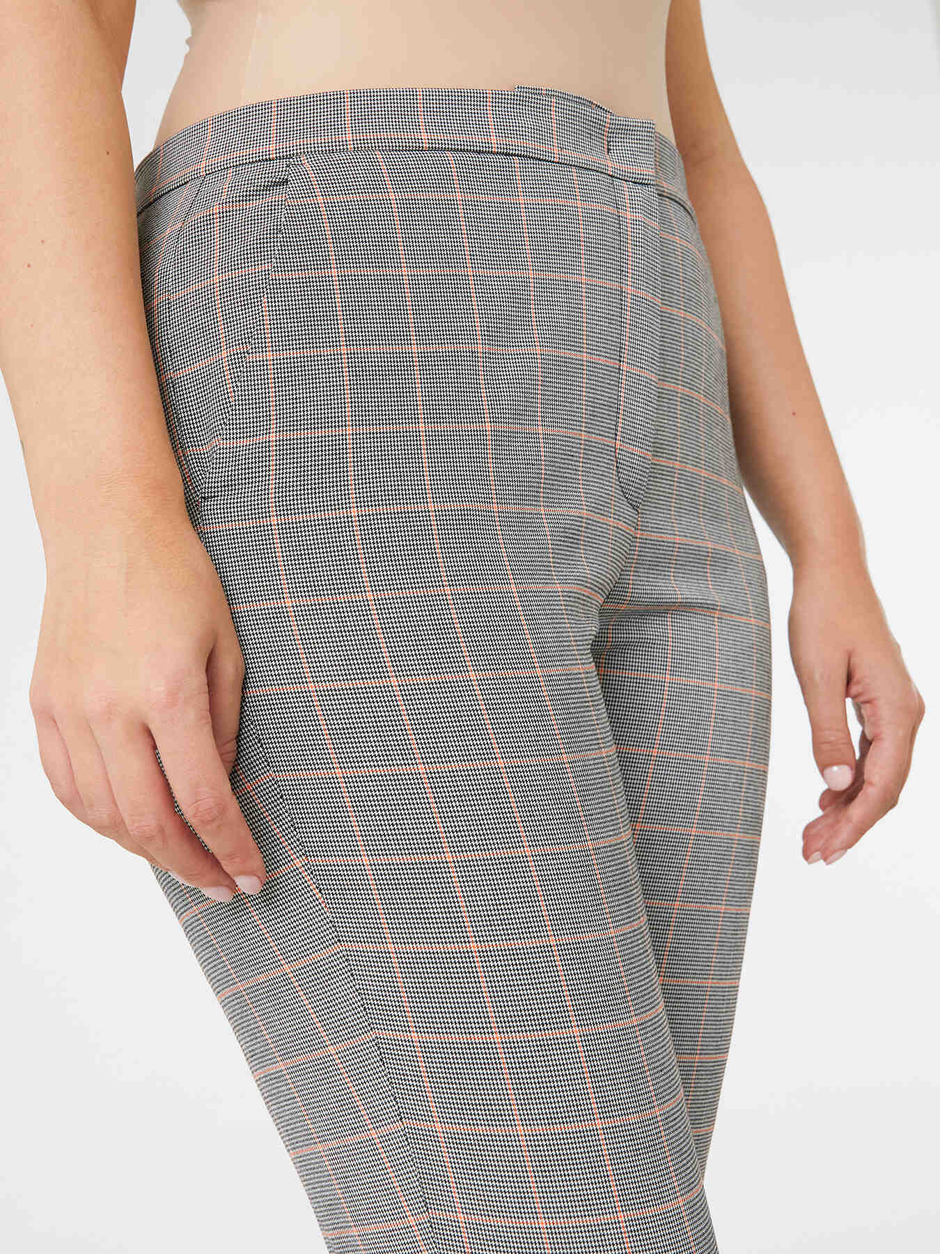 Pantaloni Kick Flare in Tela Stretch Principe di Galles 
