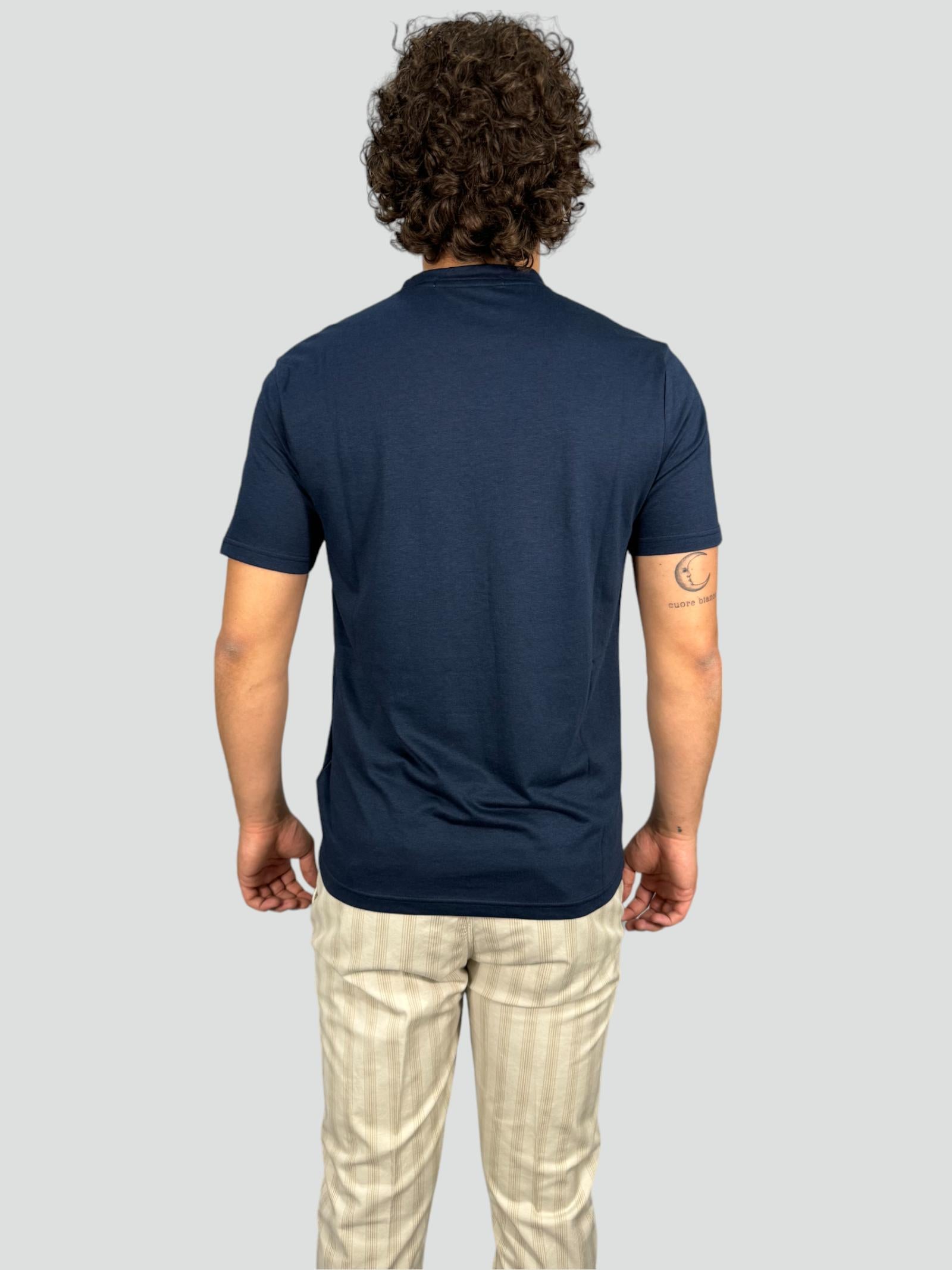 T-SHIRT UOMO 