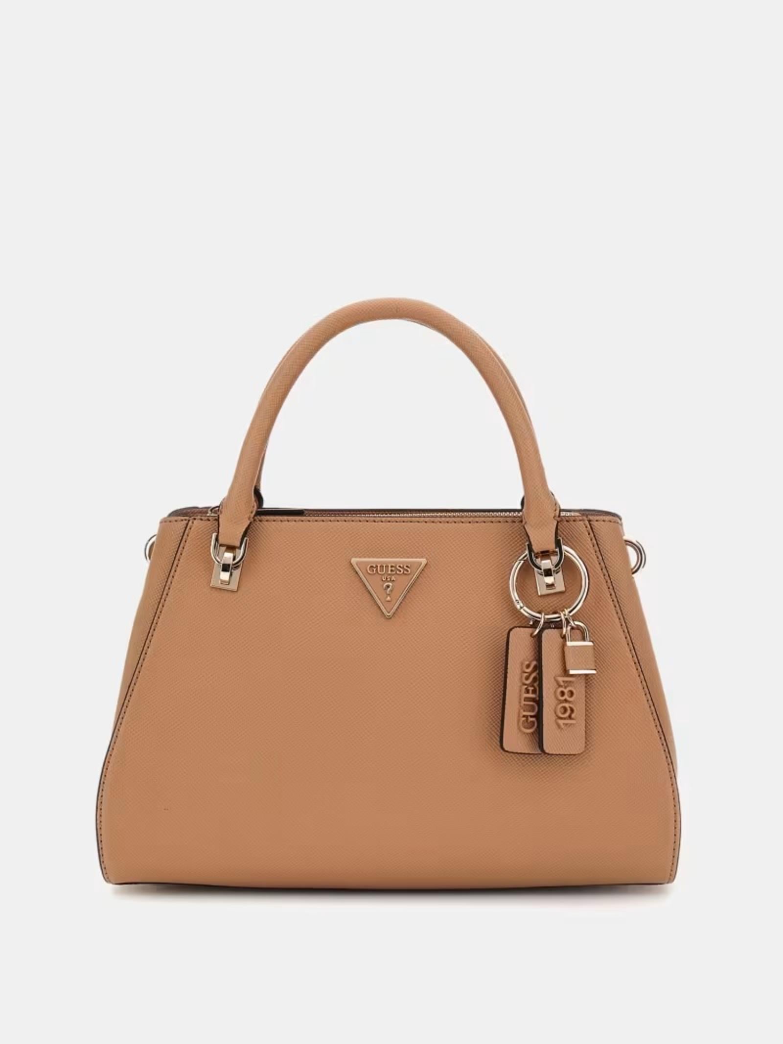 Borsa a mano "Noelle" in similpelle saffiano color cuoio con charm 
