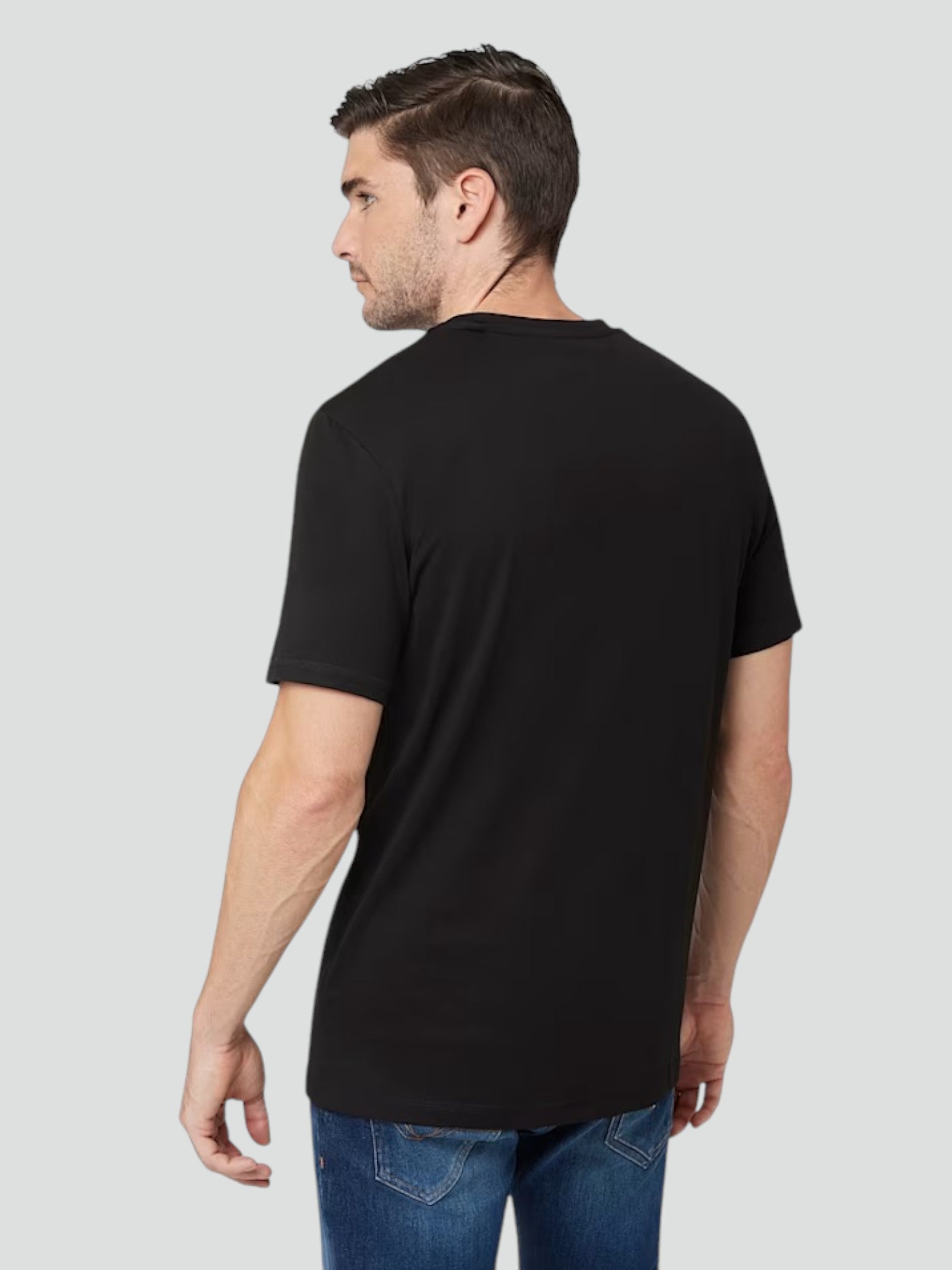 T-SHIRT UOMO 