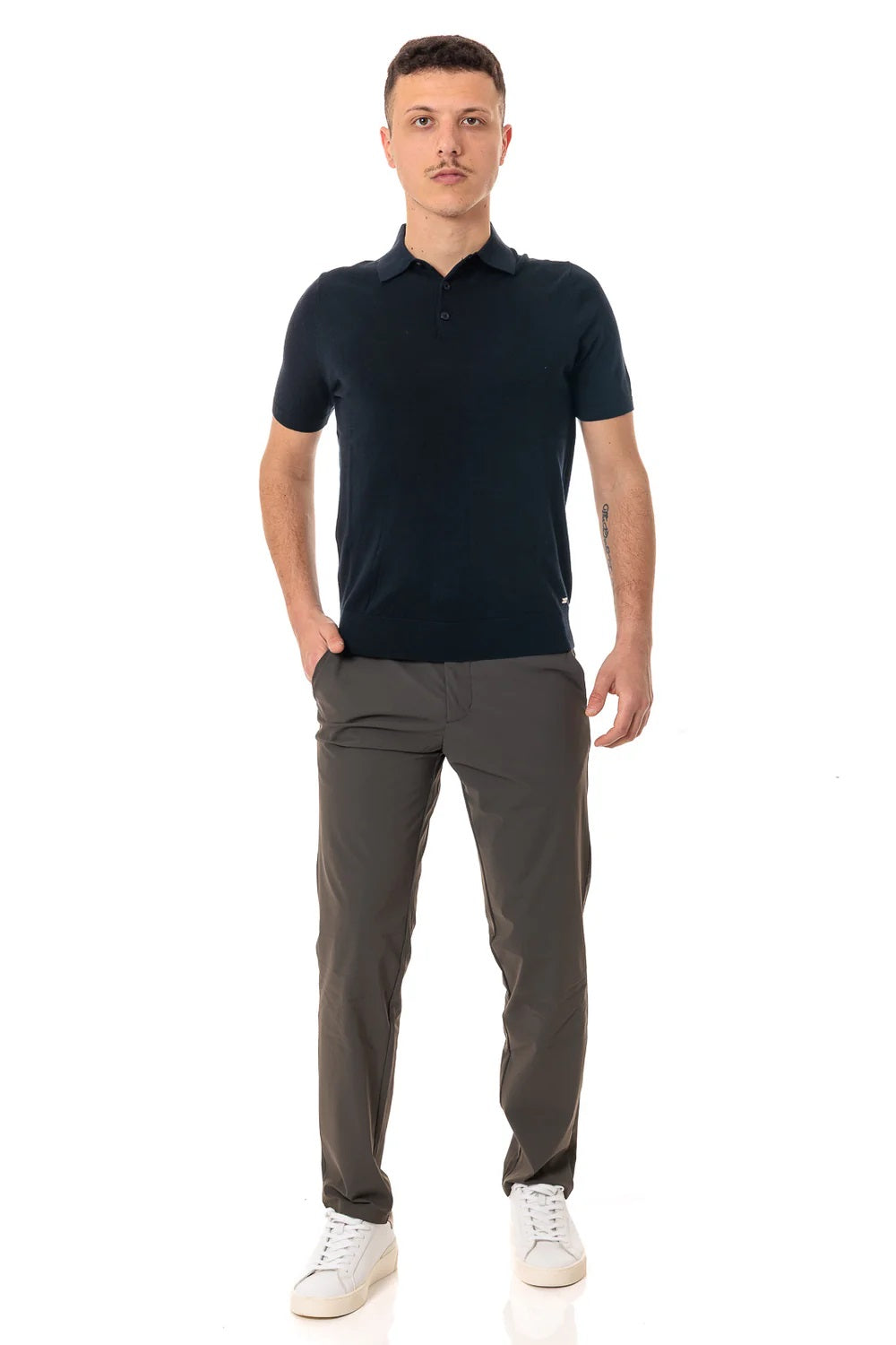 Polo blu in Puro Cotone con Colletto Classico e Vestibilità Slim 