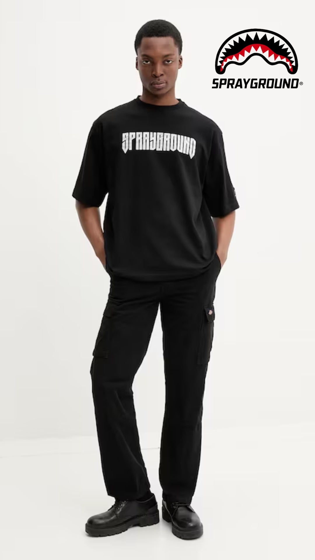 T-shirt "Tiger Punk" Nera con Stampa Metallizzata e Fit Boxy 