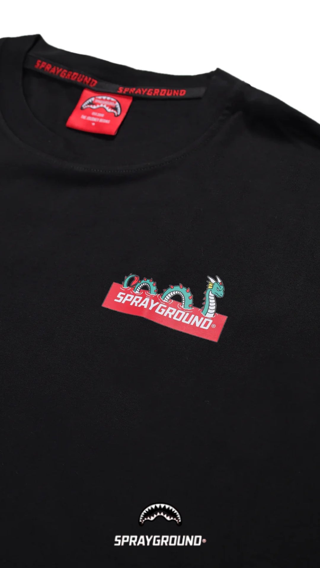 T-shirt "Shark in Atlanta" Nera con Stampa Digitale Fronte e Retro 