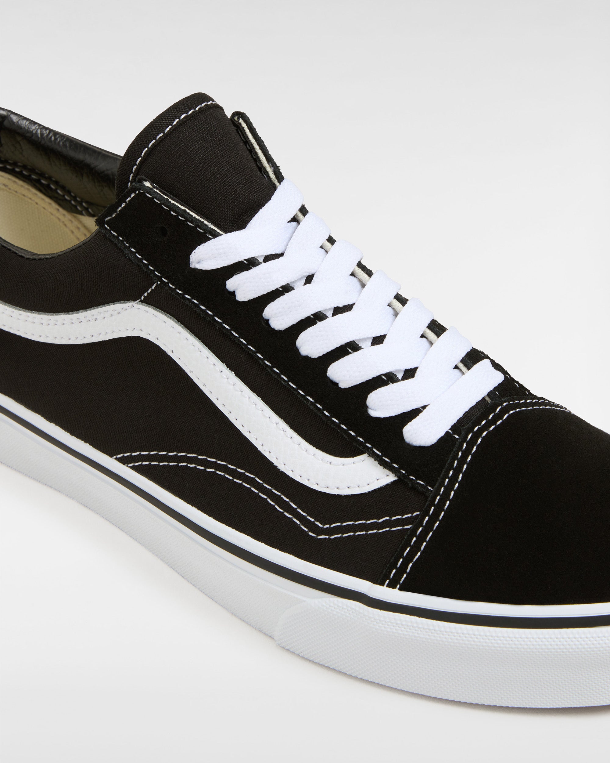 Sneakers Vans Old Skool Black/White in Suede 